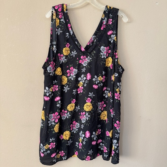 Torrid Black Tank Top with Pink and Yellow Floral Pattern Size 4/4X - Picture 4 of 10